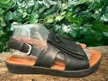 Afbeelding in Gallery-weergave laden, Bijna Nieuwe sandalen van Fitflop maat 38