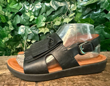 Afbeelding in Gallery-weergave laden, Bijna Nieuwe sandalen van Fitflop maat 38