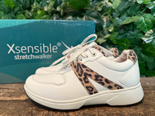 Afbeelding in Gallery-weergave laden, Bijna Nieuwe sneakers van Xsensible maat 38 (wijdte HX)