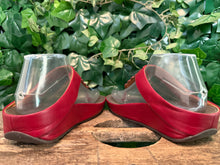 Afbeelding in Gallery-weergave laden, bijna Nieuwe slippers van Fitflop maat 38