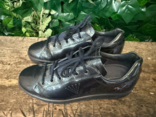 Afbeelding in Gallery-weergave laden, Nieuwe lakleren sneakers van Ecco maat 38
