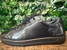 Afbeelding in Gallery-weergave laden, Nieuwe lakleren sneakers van Ecco maat 38
