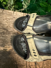 Afbeelding in Gallery-weergave laden, zo goed als nieuw sandalen van Ecco maat 37