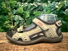 Afbeelding in Gallery-weergave laden, zo goed als nieuw sandalen van Ecco maat 37