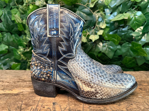 zo goed als nieuw python laarsjes van Sendra maat 37