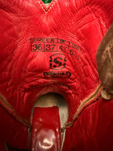 Afbeelding in Gallery-weergave laden, zo goed als nieuw gave laars van Sendra Maat 37
