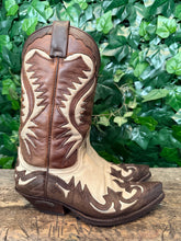 Afbeelding in Gallery-weergave laden, zo goed als nieuw gave laars van Sendra Maat 37