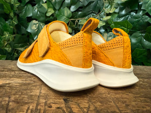 Nieuwe sneakers van Think maat 37,5