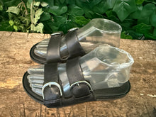 Afbeelding in Gallery-weergave laden, Nieuwe slippers van Fitflop maat 37