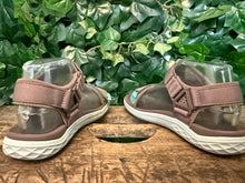 Afbeelding in Gallery-weergave laden, Nieuwe sandalen van Teva maat 37