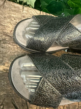 Afbeelding in Gallery-weergave laden, Bijna Nieuwe slippers van Xsensible maat 38 (wijdte H)
