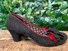 Afbeelding in Gallery-weergave laden, Nieuwe vintage stijl pumps van Ruby Shoo maat 42