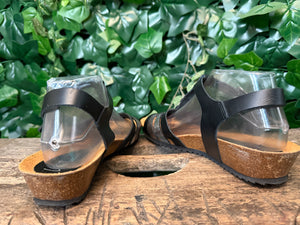 Bijna Nieuwe sandalen van Lina locchi maat 41
