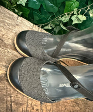 Afbeelding in Gallery-weergave laden, Bijna Nieuwe sandalen van Teva maat 39 (maat 8)