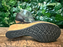 Afbeelding in Gallery-weergave laden, Bijna Nieuwe sandalen van Teva maat 39 (maat 8)