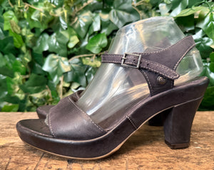 Nieuwe sandalen van Neosens maat 39