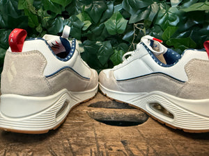 zo goed als nieuw sneaker van Skechers maat 41