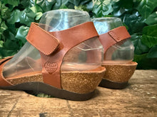 Afbeelding in Gallery-weergave laden, Nieuwe sandalen van Takeme maat 38