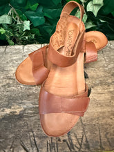 Afbeelding in Gallery-weergave laden, Nieuwe sandalen van Takeme maat 38