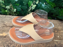 Afbeelding in Gallery-weergave laden, Nieuwe supermooie slippers van fitflop maat 39