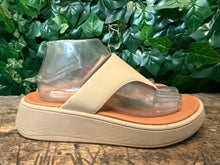 Afbeelding in Gallery-weergave laden, Nieuwe supermooie slippers van fitflop maat 39