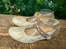 Afbeelding in Gallery-weergave laden, Nieuwe ballerina&#39;s/instappers van Durea maat 40,5(wijdte G)