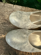 Afbeelding in Gallery-weergave laden, Nieuwe ballerina&#39;s/instappers van Durea maat 40,5(wijdte G)