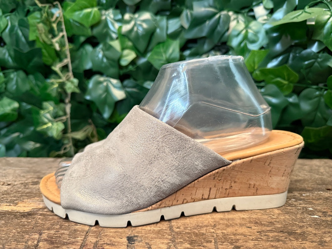 Bijna Nieuwe muilen/sandalen van Gabor maat 40,5 (wijdte G)