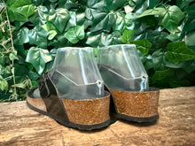 Afbeelding in Gallery-weergave laden, Bijna Nieuwe slippers van Ara (Birkenstock model)maat 39