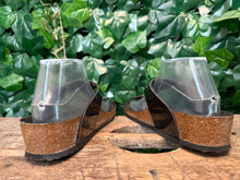 Afbeelding in Gallery-weergave laden, Bijna Nieuwe slippers van Ara (Birkenstock model)maat 39
