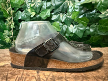 Afbeelding in Gallery-weergave laden, Bijna Nieuwe slippers van Ara (Birkenstock model)maat 39