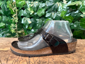 Bijna Nieuwe slippers van Ara (Birkenstock model)maat 39