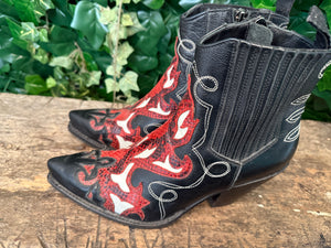 Bijna Nieuwe geweldig mooie laars van Sendra maat 37