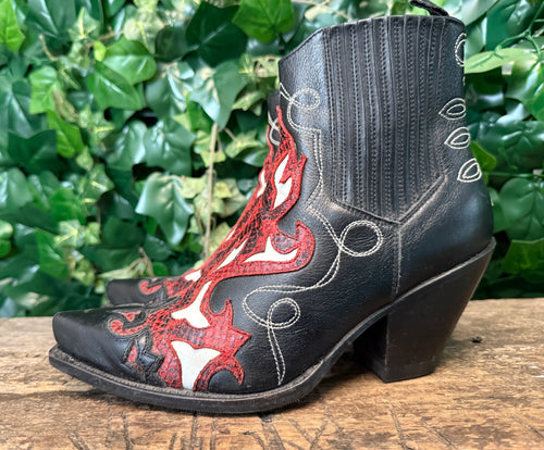 Bijna Nieuwe geweldig mooie laars van Sendra maat 37