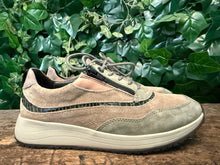 Afbeelding in Gallery-weergave laden, Nieuwe sneakers van Wolky maat 39