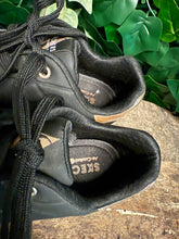 Afbeelding in Gallery-weergave laden, Bijna Nieuwe sneakers van Skechers maat 40