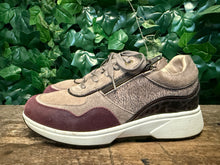 Afbeelding in Gallery-weergave laden, Bijna Nieuwe sneakers van Xsensible maat 37 (wijdte H)