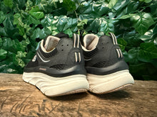 Afbeelding in Gallery-weergave laden, Bijna Nieuwe sneakers van Skechers maat 40