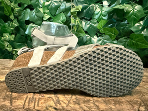 Nieuwe sleehak sandaal van teva maat 38