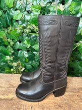 Afbeelding in Gallery-weergave laden, supergave vintage blokhaklaars van Sendra maat 38
