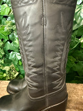Afbeelding in Gallery-weergave laden, supergave vintage blokhaklaars van Sendra maat 38
