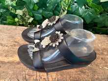 Afbeelding in Gallery-weergave laden, zo goed als nieuw supermooie slippers van fitflop maat 41