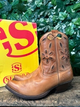 Afbeelding in Gallery-weergave laden, Zo goed als Nieuw gave vintage laarzen van Sendra maat 39