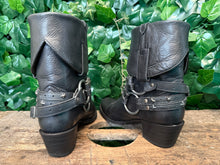 Afbeelding in Gallery-weergave laden, Zo goed als Nieuw gave laarzen van Sendra maat 38