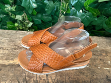 Afbeelding in Gallery-weergave laden, Nieuwe sandalen van Ara maat 40