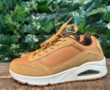 Afbeelding in Gallery-weergave laden, Nieuwe sneakers van Skechers maat 39,5