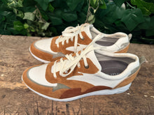 Afbeelding in Gallery-weergave laden, Nieuwe sneakers van Durea maat 38,5 wijdte K