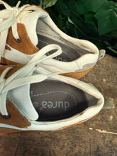 Afbeelding in Gallery-weergave laden, Nieuwe sneakers van Durea maat 38,5 wijdte K