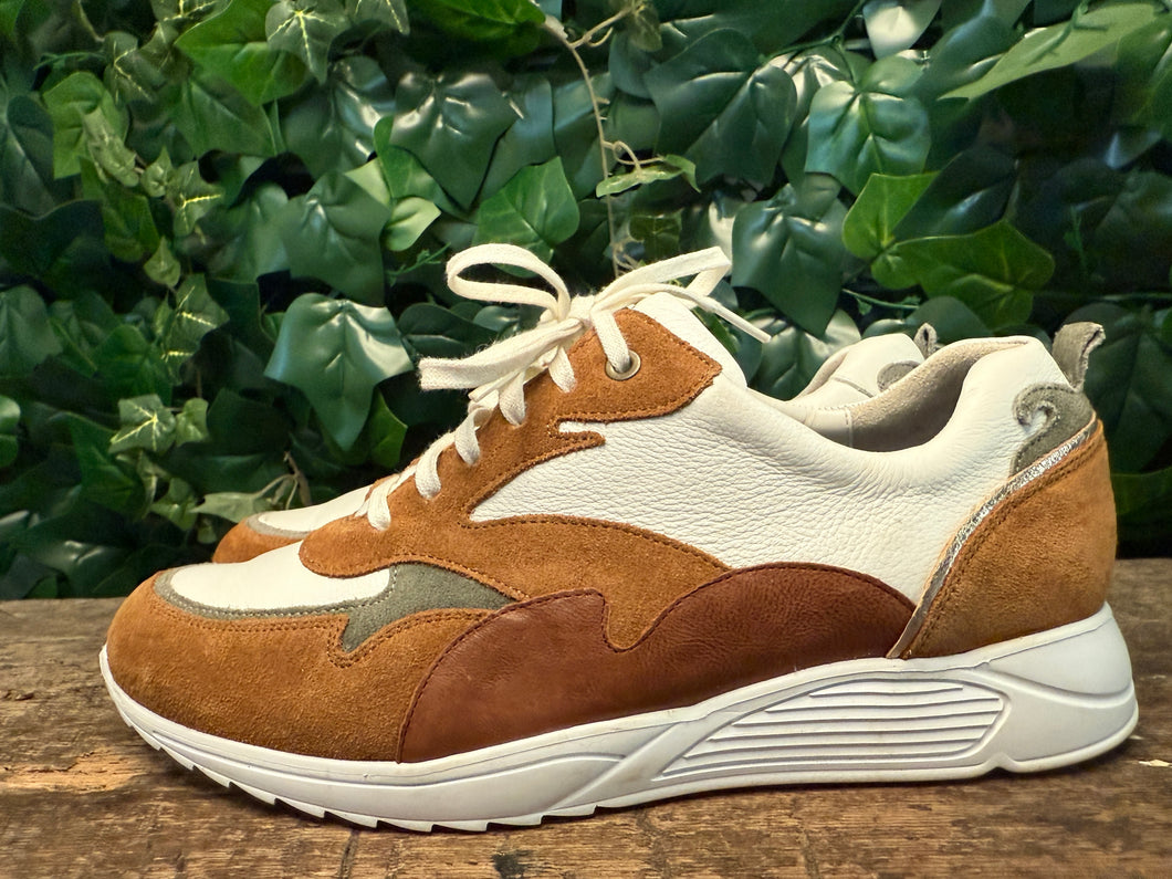 Nieuwe sneakers van Durea maat 38,5 wijdte K
