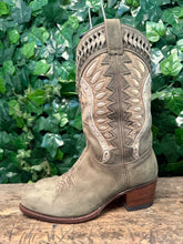 Afbeelding in Gallery-weergave laden, gewoon Nieuwe laars van Sendra maat 38